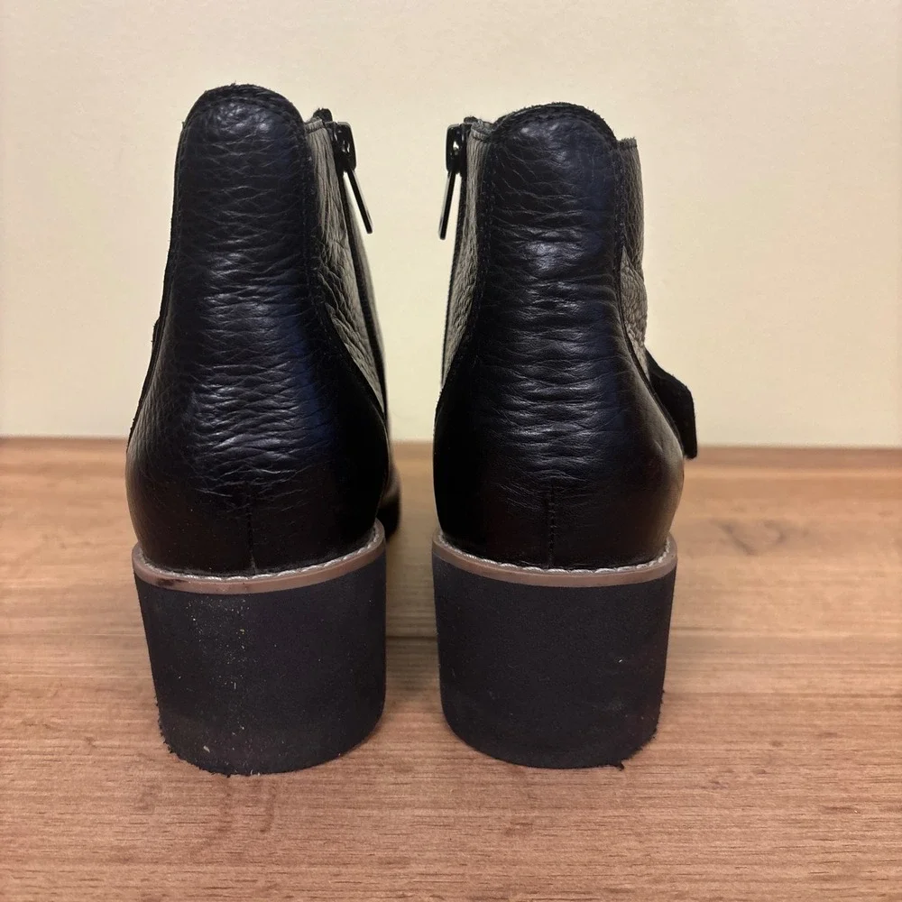 VIONIC Abby Ankle Wedge Bootie Black Women Size 8‎ Casual Workwear Everyday